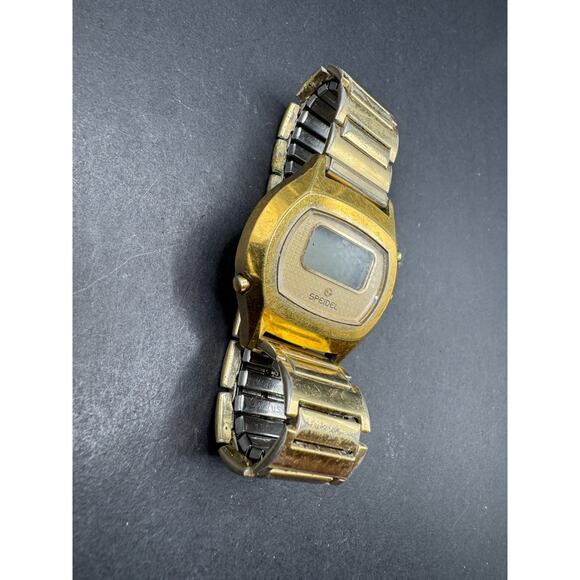 1979 Speidel Men\'s Watch Time TV Shaped Modulator Gold Tone Digital Watch main image 10